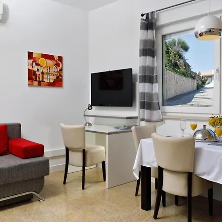 Apartment In Stobrec Split
